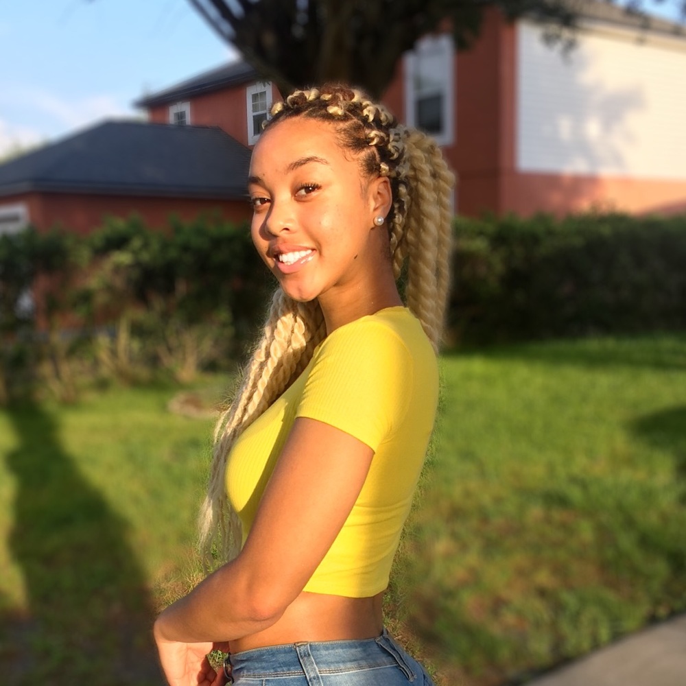 Meet your Posher, Niah